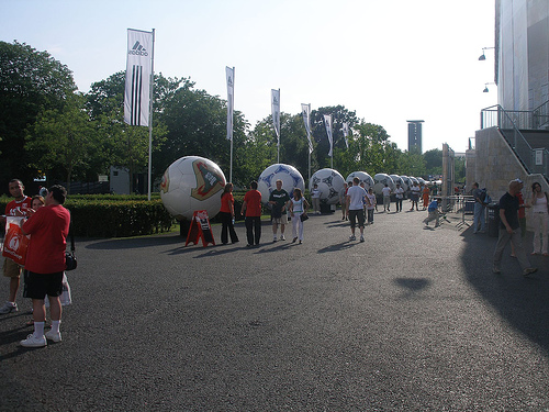 Adidas - Ball Display - WC 06-2.jpg
