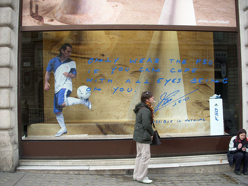 Adidas Display - London.jpg