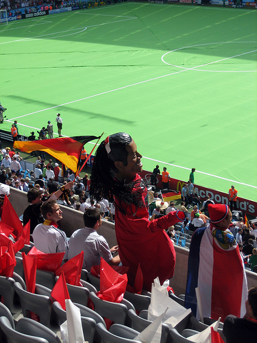 Allianz Arena - Giant Puppet Head.jpg