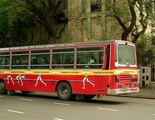 Nike - 10K Bus Signage.jpg