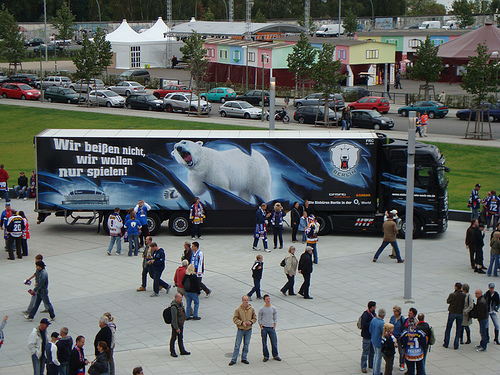 Schicker Truck - O2 World.jpg