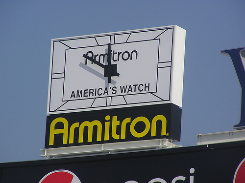 Yankees - Armitron Clock.jpg